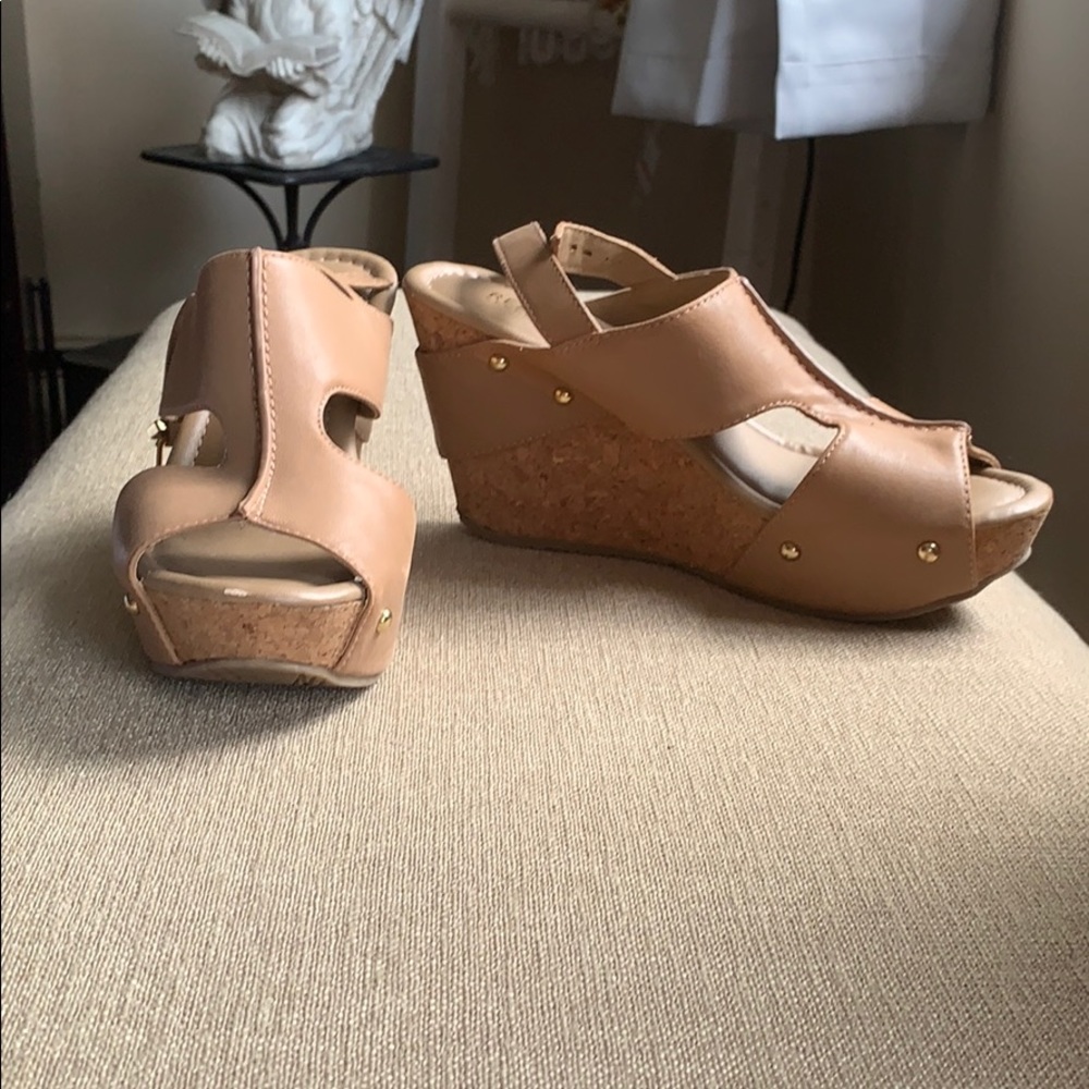 Kenneth Cole Reaction Cork Sandal
